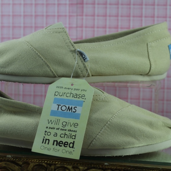NWT Toms Alpargatas - Picture 11 of 16
